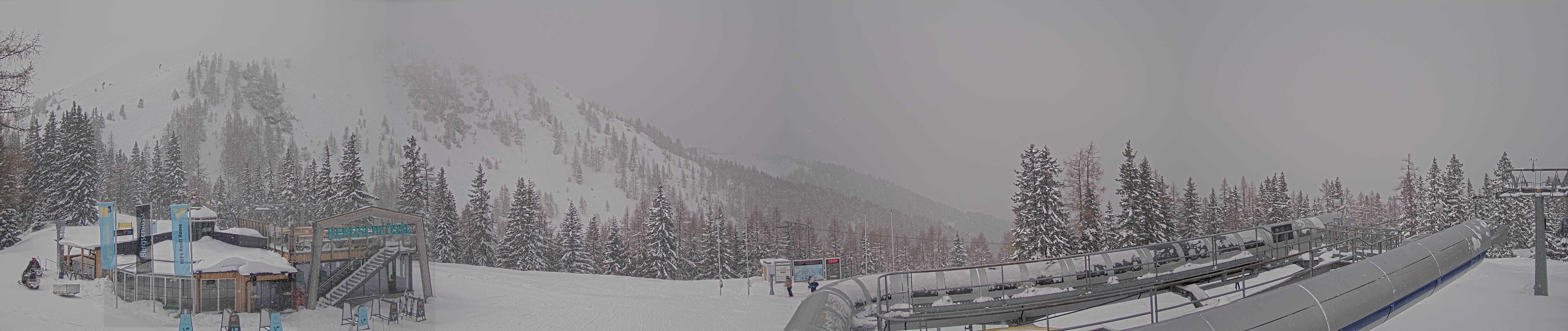 Archiv Foto Webcam Bergstation Höfi Express II (1821 m)