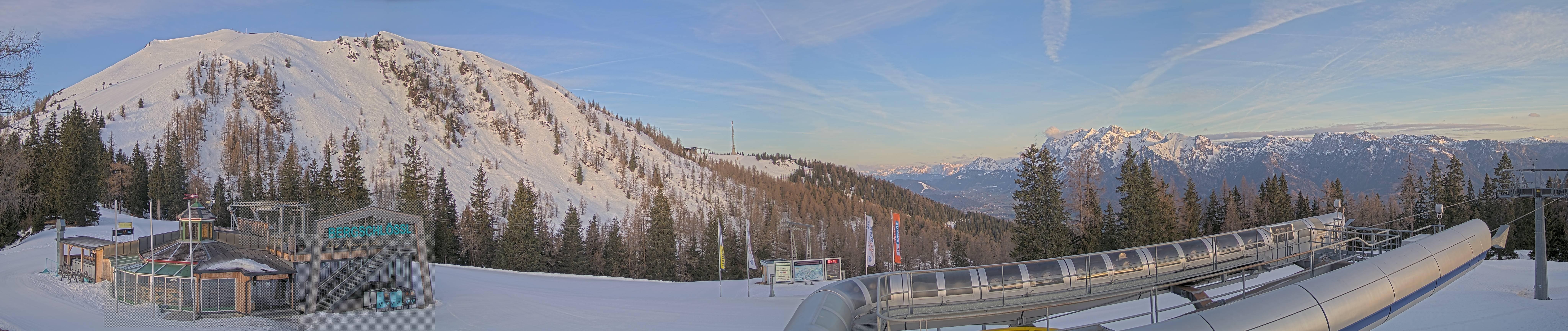 Archiv Foto Webcam Bergstation Höfi Express II (1821 m)