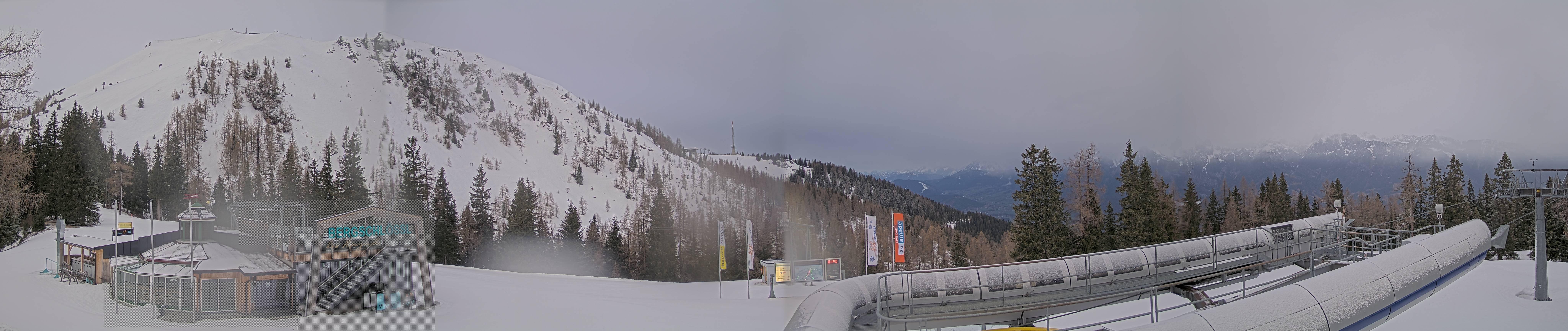 Archiv Foto Webcam Bergstation Höfi Express II (1821 m)