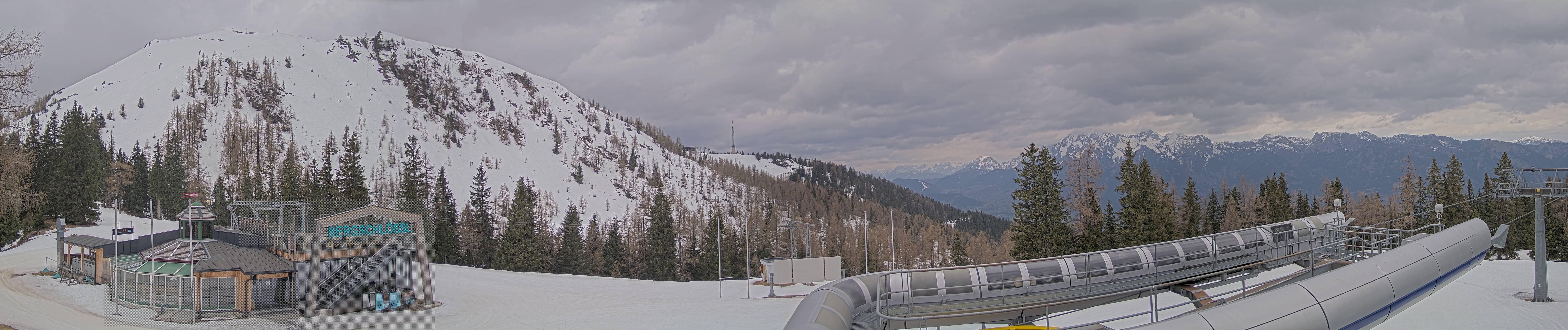 Archiv Foto Webcam Bergstation Höfi Express II (1821 m)