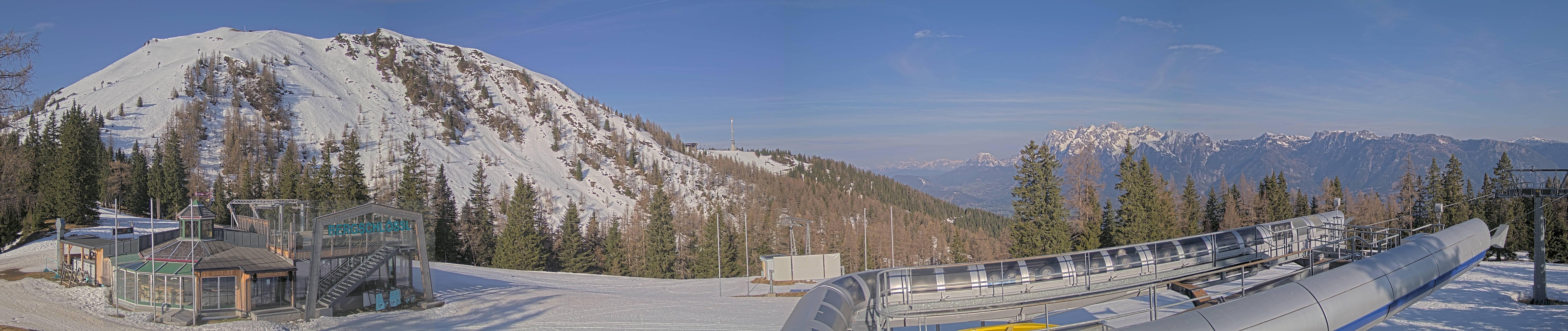 Archived image Webcam Top station Höfi Express II (1821 m)