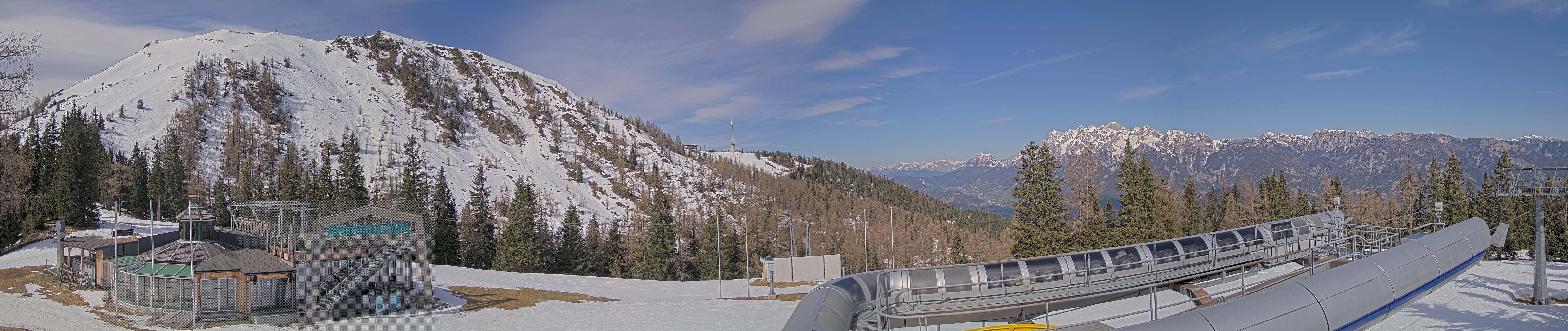 Archived image Webcam Top station Höfi Express II (1821 m)