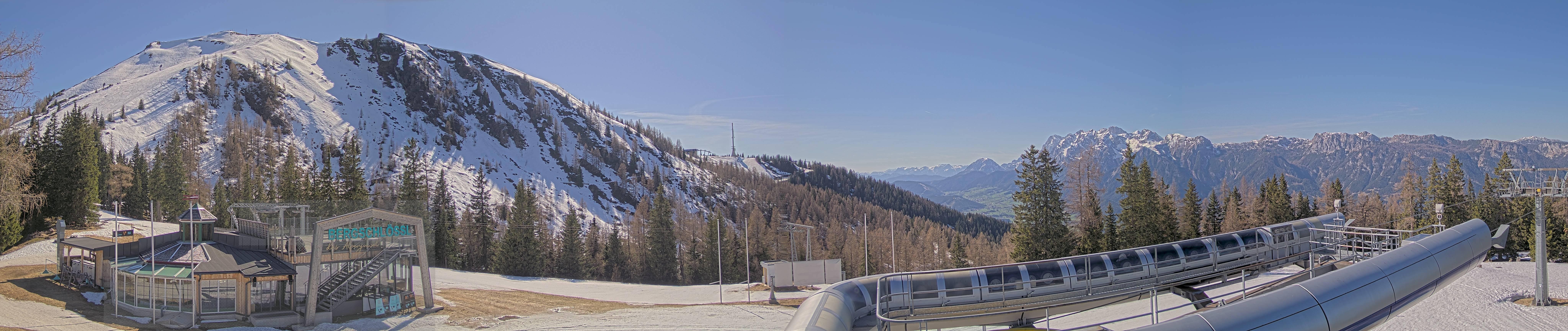 Archived image Webcam Top station Höfi Express II (1821 m)