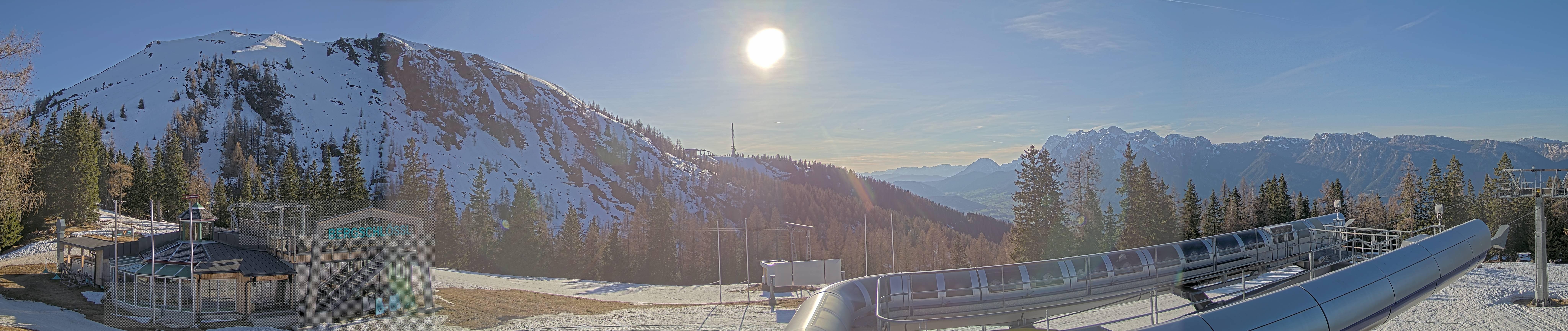 Archived image Webcam Top station Höfi Express II (1821 m)
