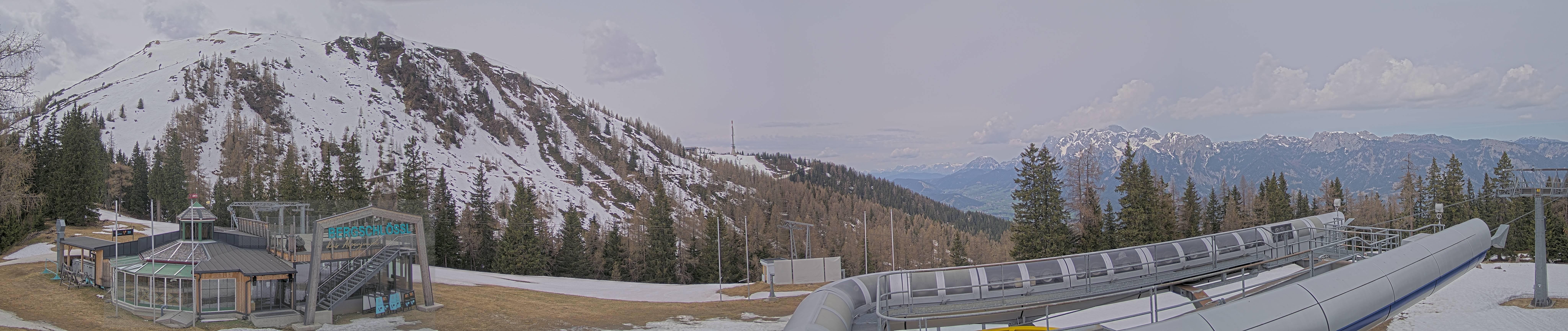 Archiv Foto Webcam Bergstation Höfi Express II (1821 m)