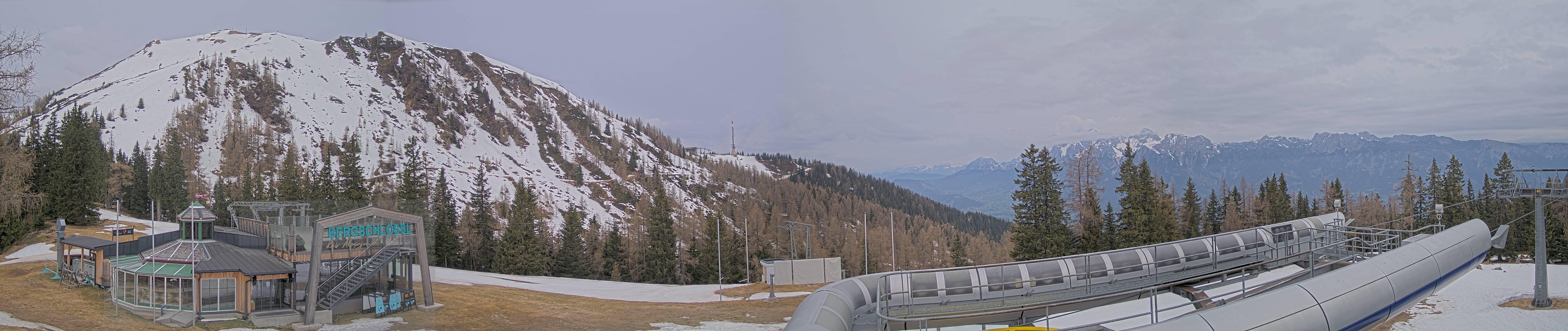 Archiv Foto Webcam Bergstation Höfi Express II (1821 m)