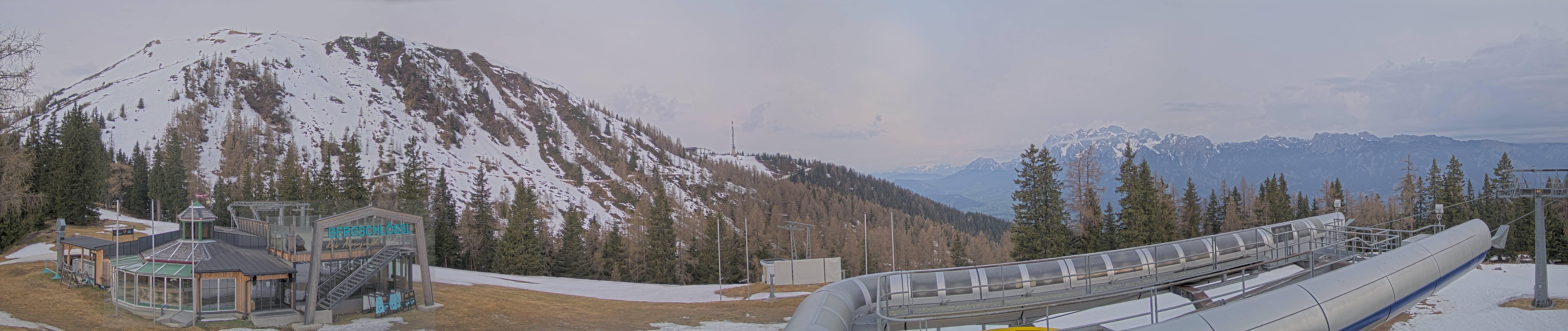 Archiv Foto Webcam Bergstation Höfi Express II (1821 m)