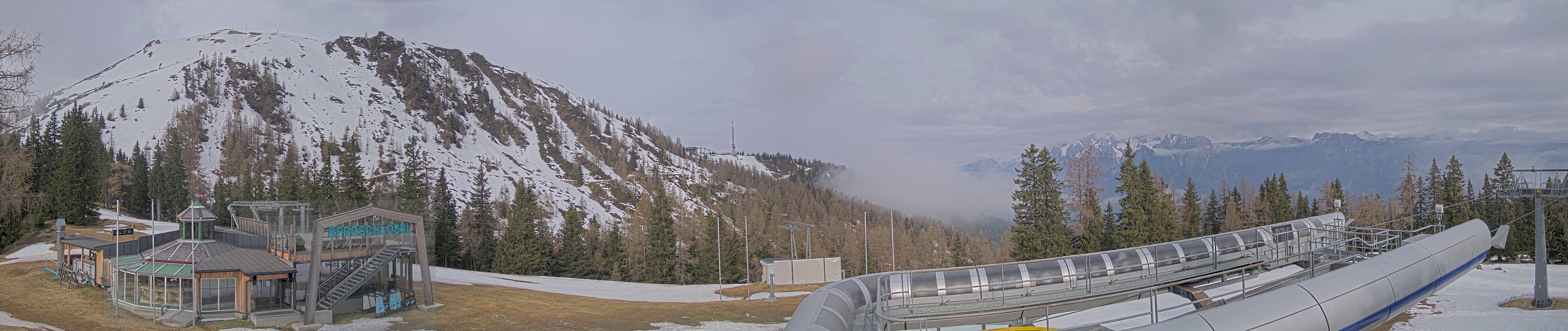 Archiv Foto Webcam Bergstation Höfi Express II (1821 m)