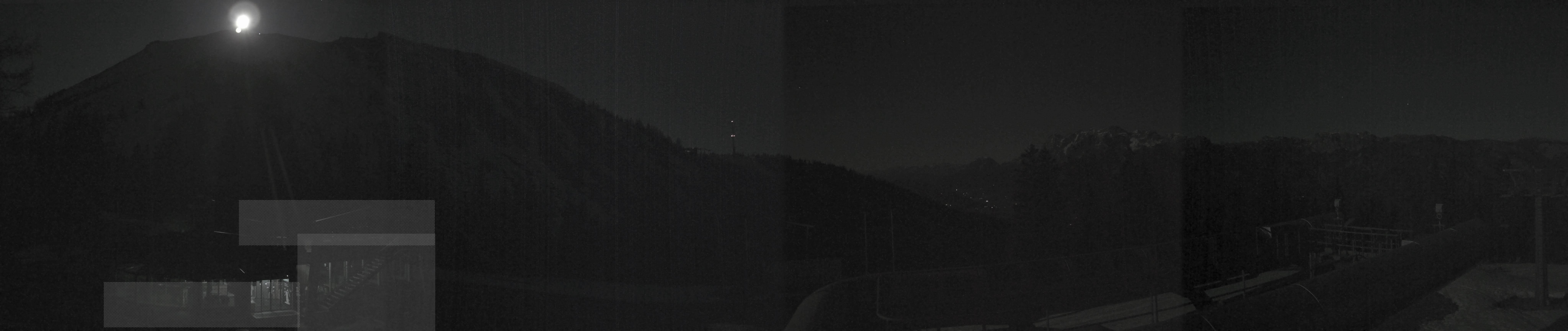 Archiv Foto Webcam Bergstation Höfi Express II (1821 m)