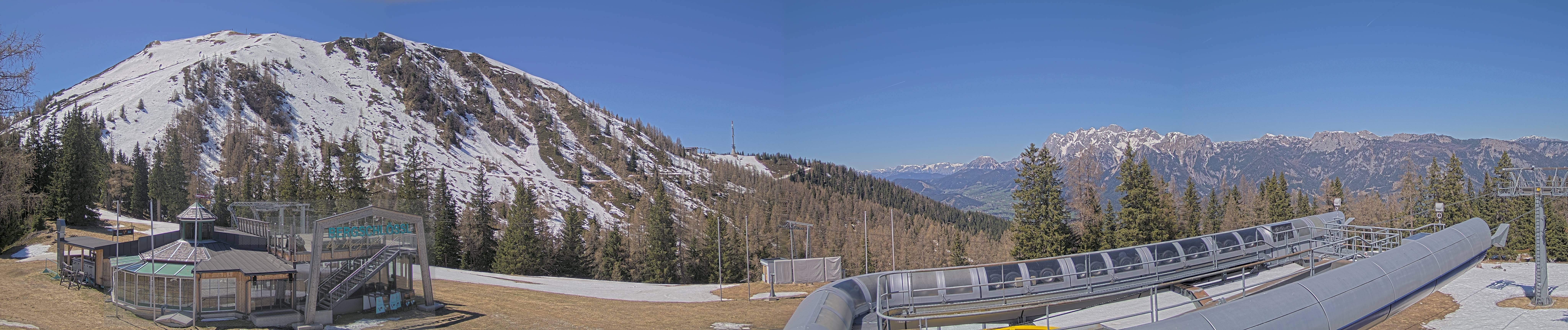 Archiv Foto Webcam Bergstation Höfi Express II (1821 m)