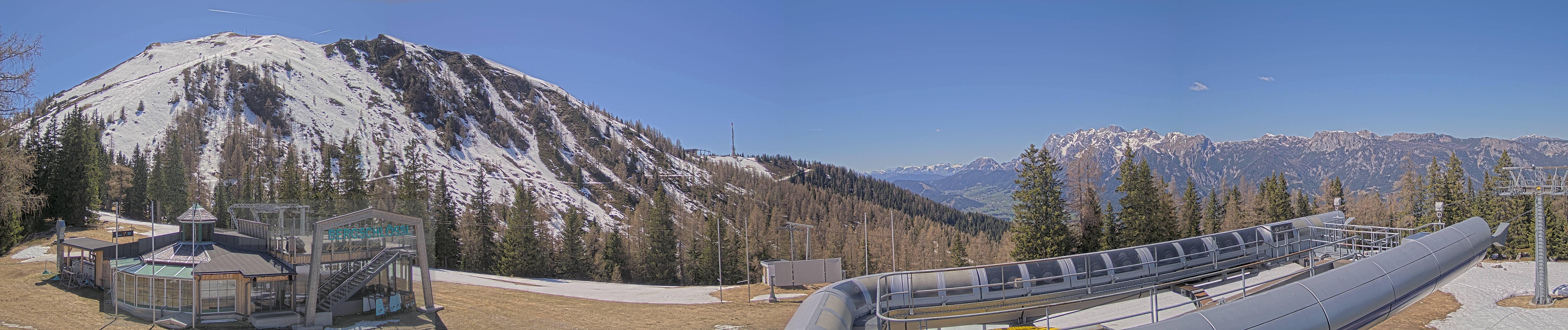 Archiv Foto Webcam Bergstation Höfi Express II (1821 m)