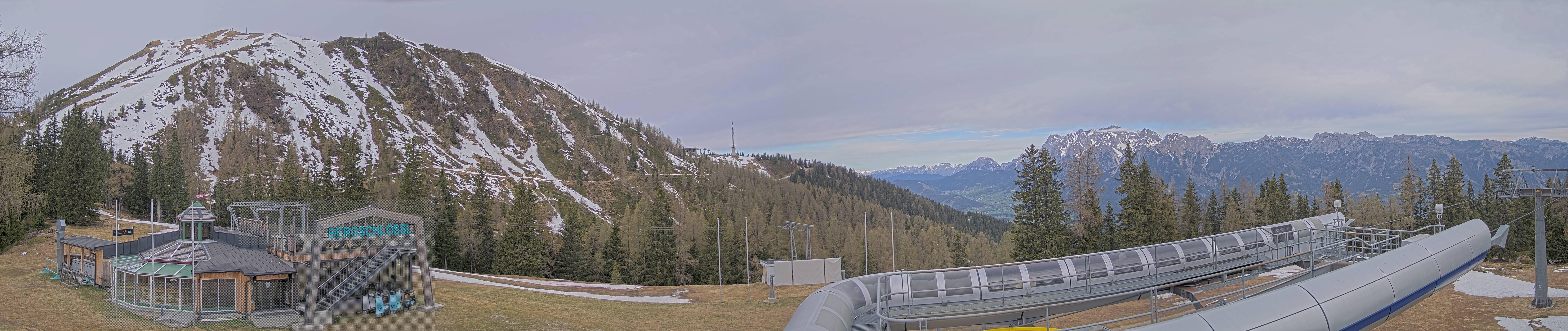 Archiv Foto Webcam Bergstation Höfi Express II (1821 m)