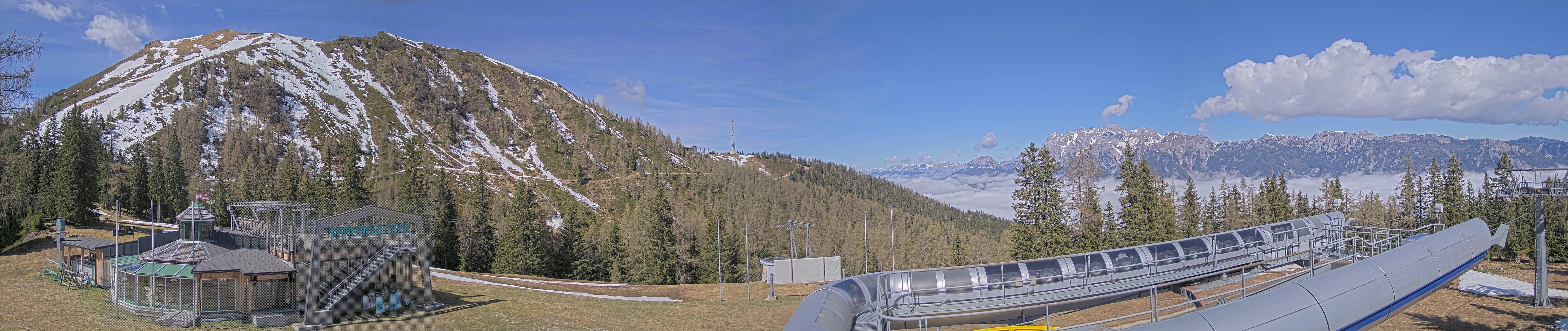 Archiv Foto Webcam Bergstation Höfi Express II (1821 m)