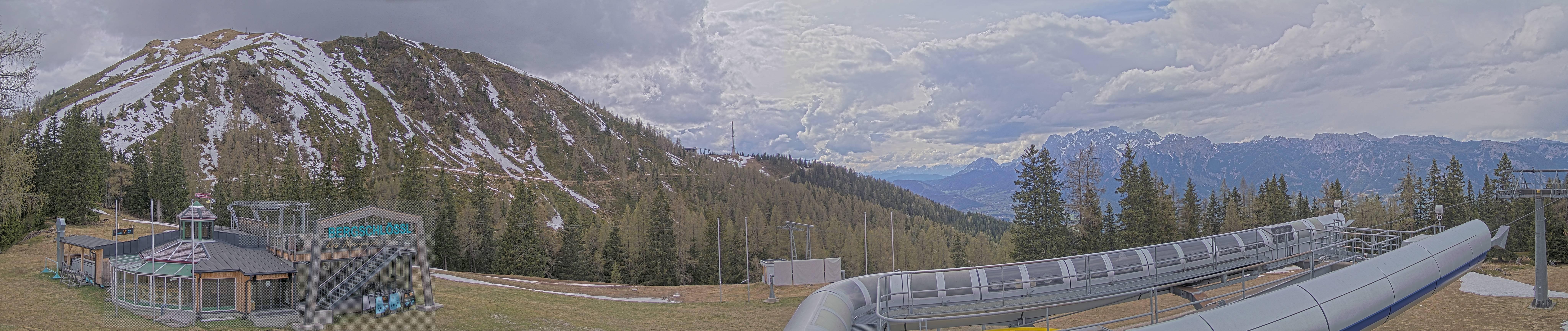 Archiv Foto Webcam Bergstation Höfi Express II (1821 m)