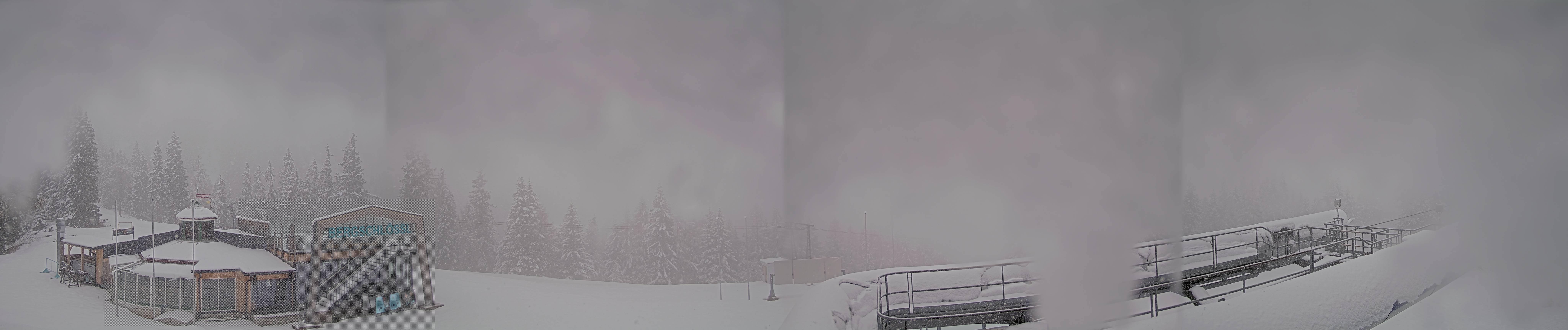 Archiv Foto Webcam Bergstation Höfi Express II (1821 m)