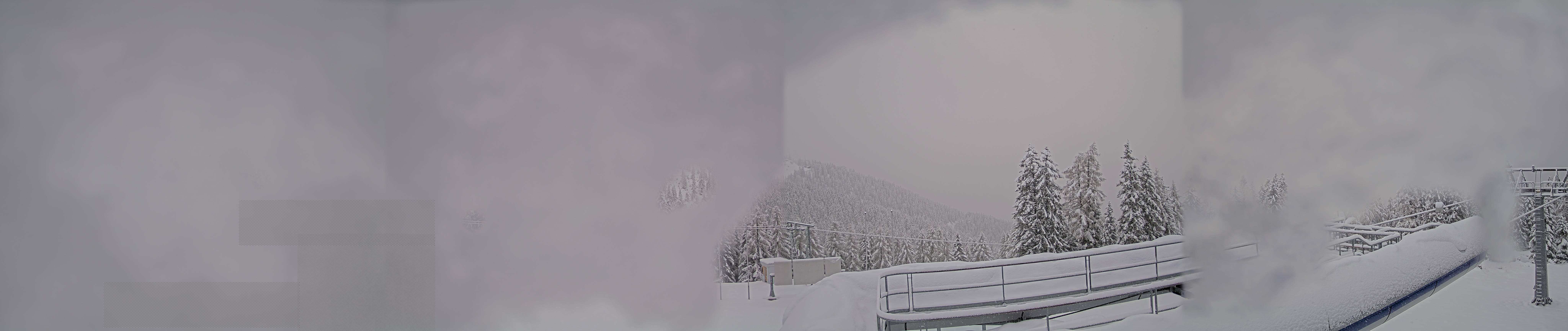 Archived image Webcam Top station Höfi Express II (1821 m)