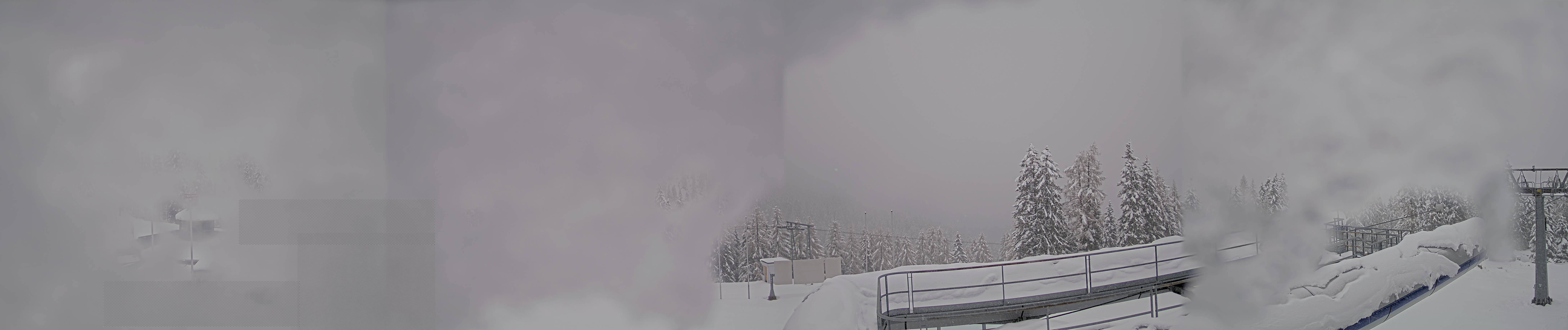 Archiv Foto Webcam Bergstation Höfi Express II (1821 m)