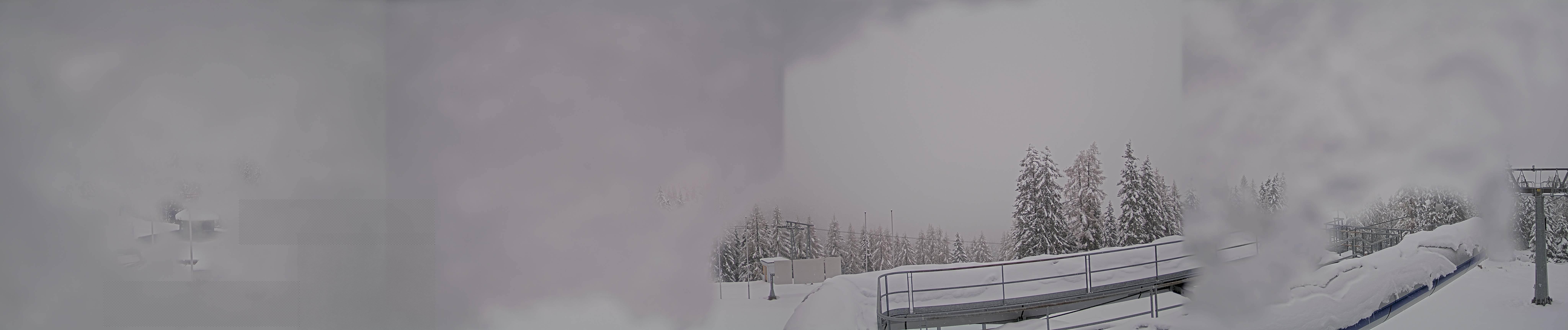Archiv Foto Webcam Bergstation Höfi Express II (1821 m)