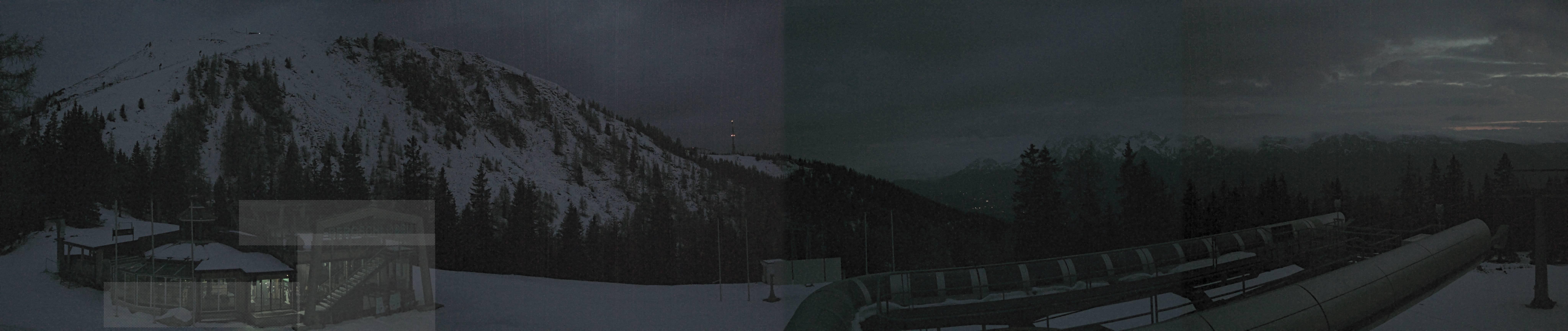 Archiv Foto Webcam Bergstation Höfi Express II (1821 m)