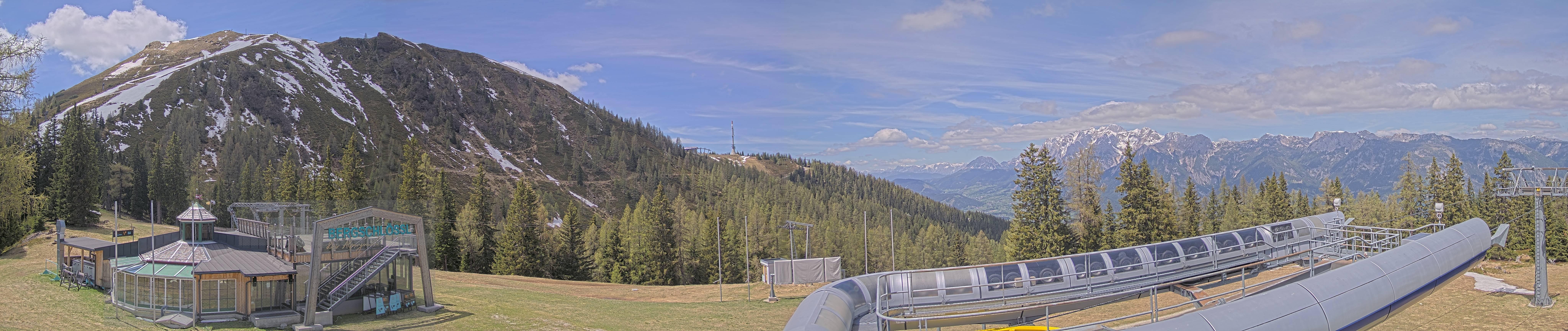 Archiv Foto Webcam Bergstation Höfi Express II (1821 m)