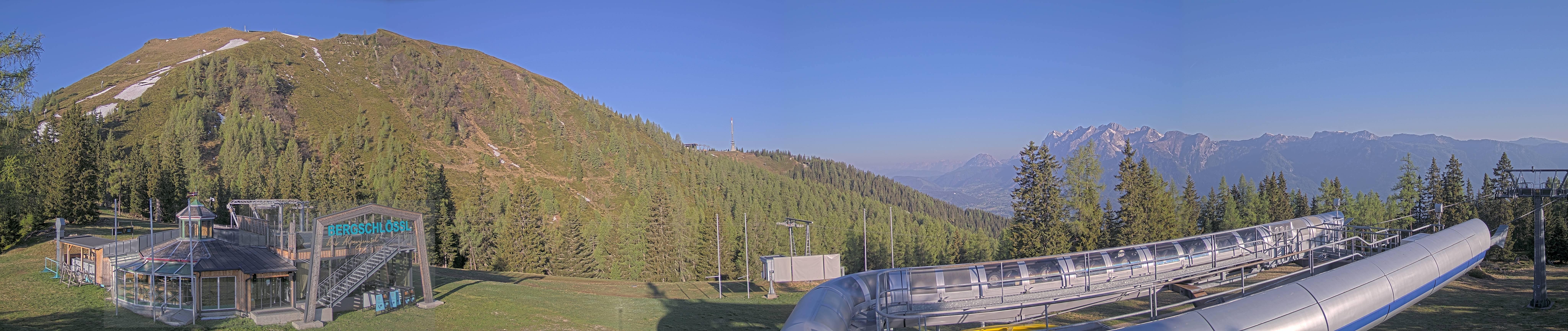 Archived image Webcam Top station Höfi Express II (1821 m)
