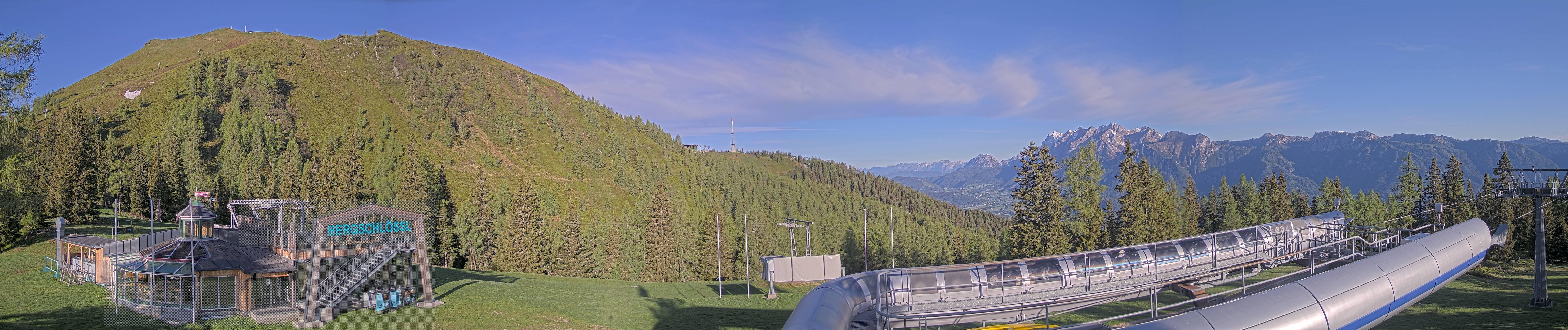 Archived image Webcam Top station Höfi Express II (1821 m)