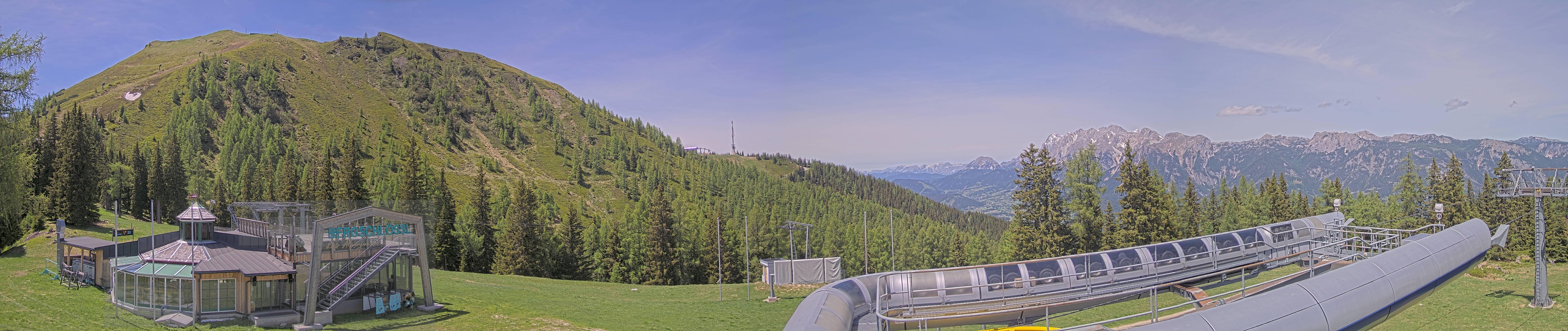 Archived image Webcam Top station Höfi Express II (1821 m)