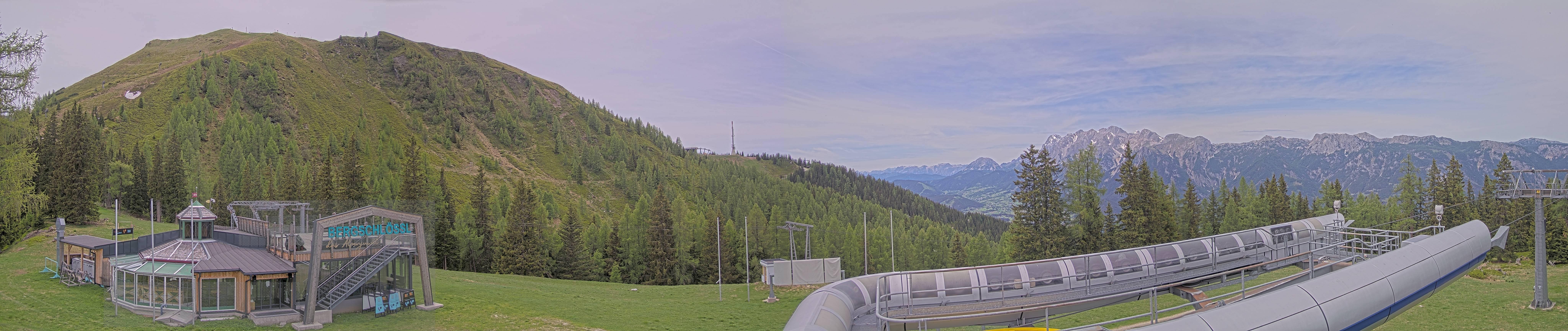 Archived image Webcam Top station Höfi Express II (1821 m)