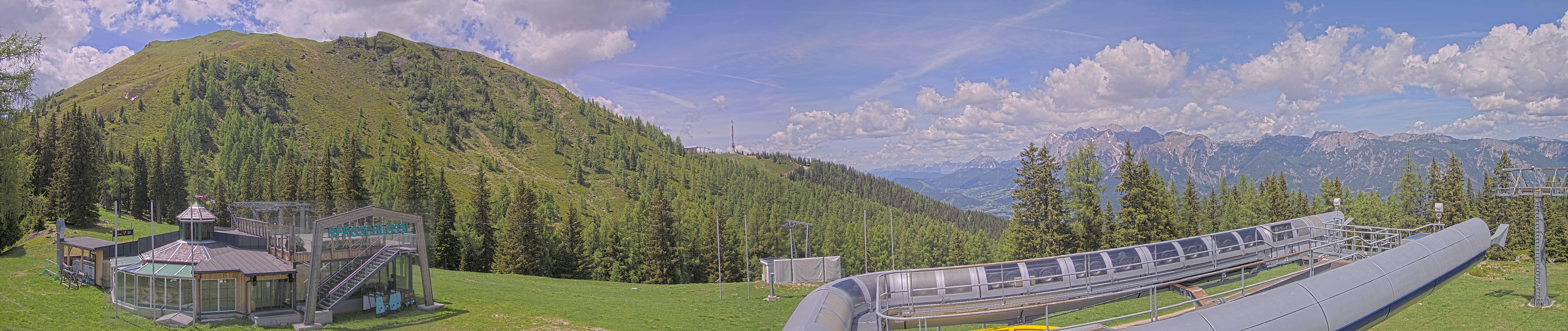 Archiv Foto Webcam Bergstation Höfi Express II (1821 m)