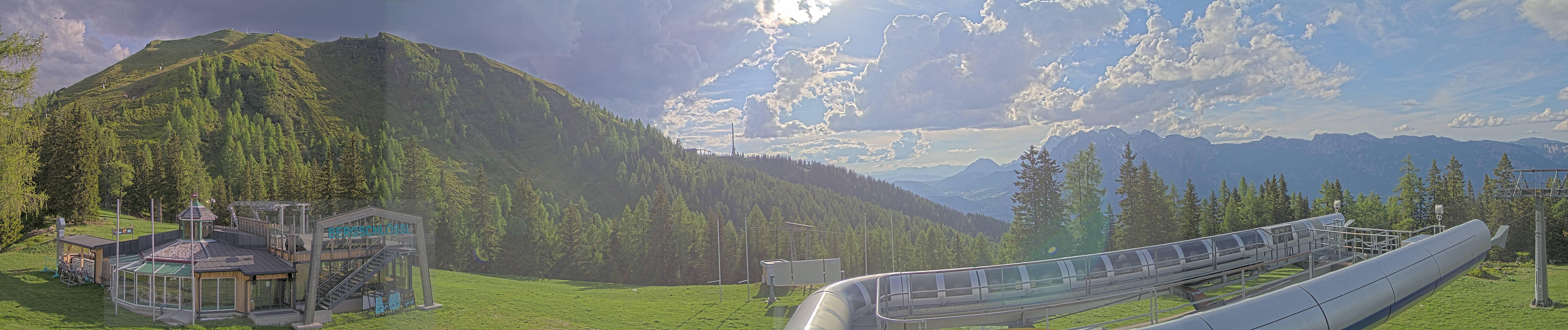 Archiv Foto Webcam Bergstation Höfi Express II (1821 m)