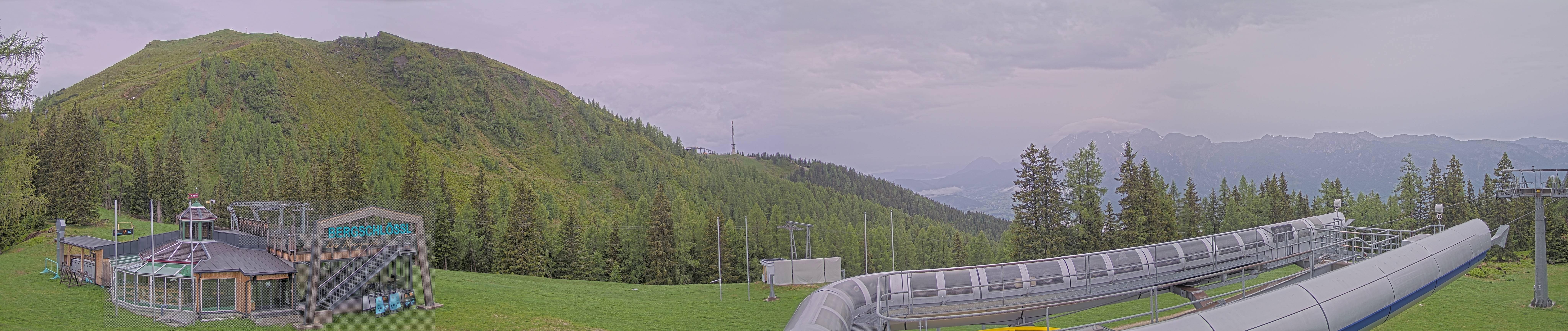 Archiv Foto Webcam Bergstation Höfi Express II (1821 m)