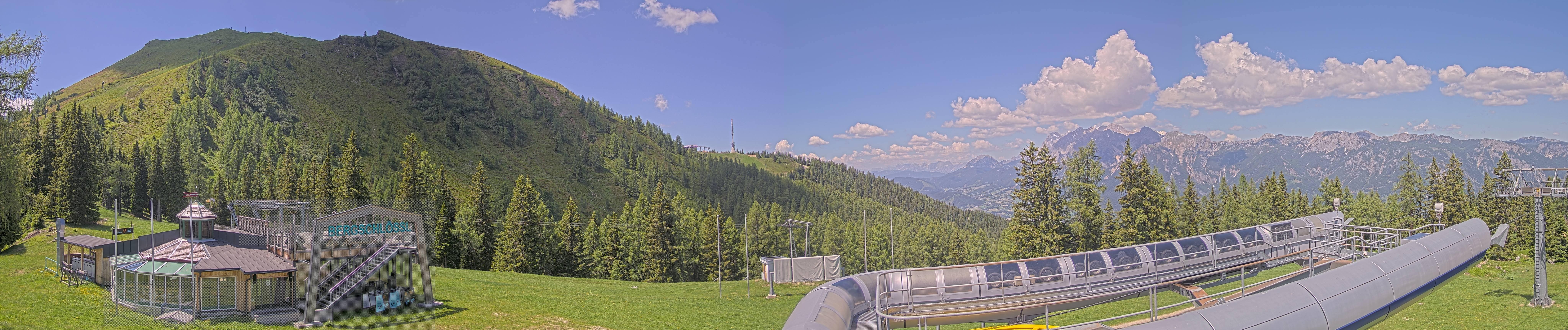 Archiv Foto Webcam Bergstation Höfi Express II (1821 m)