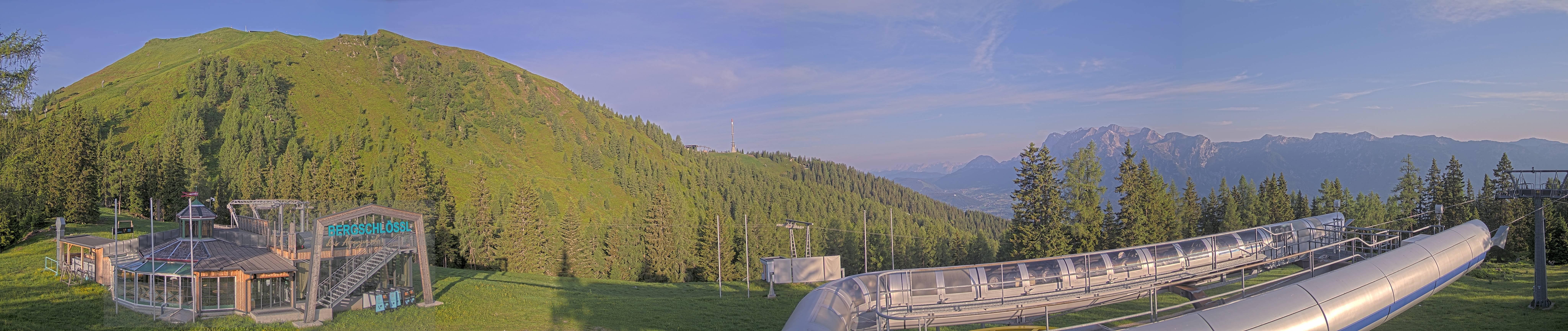 Archiv Foto Webcam Bergstation Höfi Express II (1821 m)