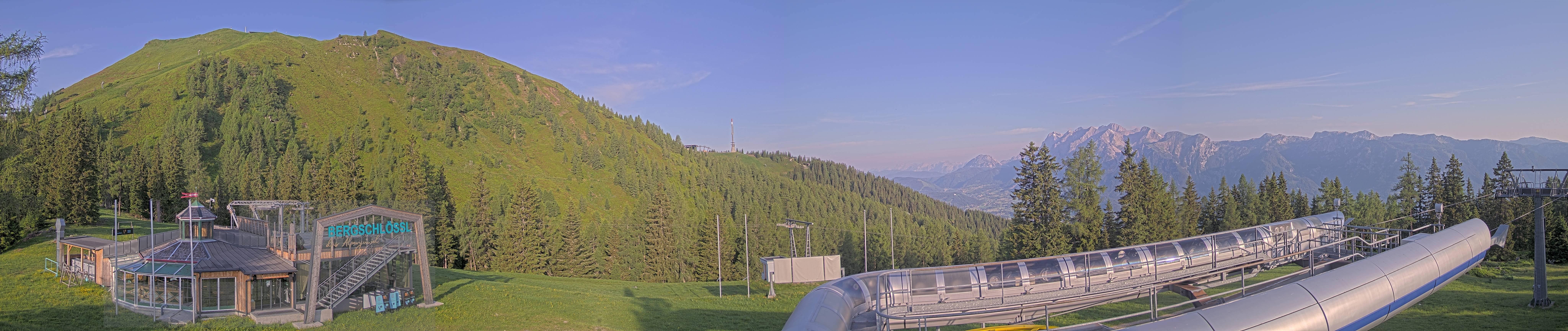 Archiv Foto Webcam Bergstation Höfi Express II (1821 m)