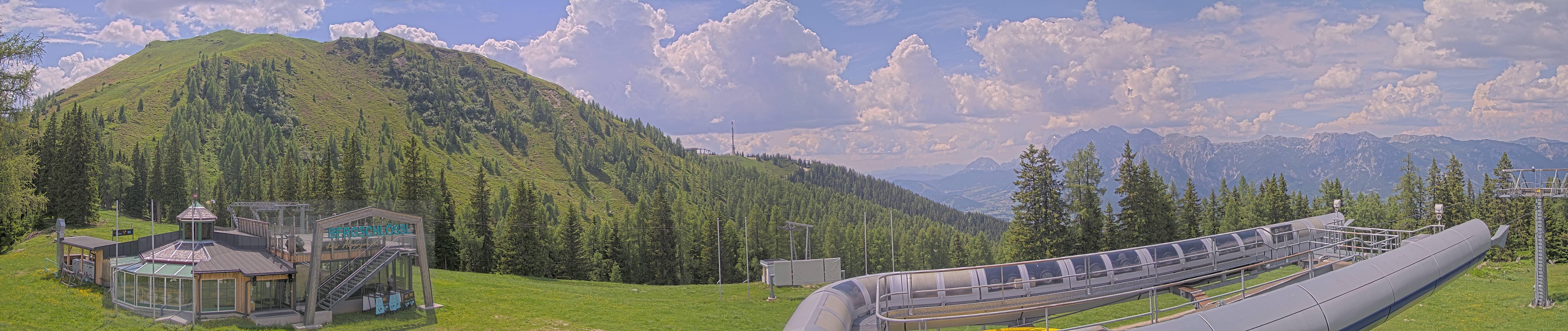 Archiv Foto Webcam Bergstation Höfi Express II (1821 m)