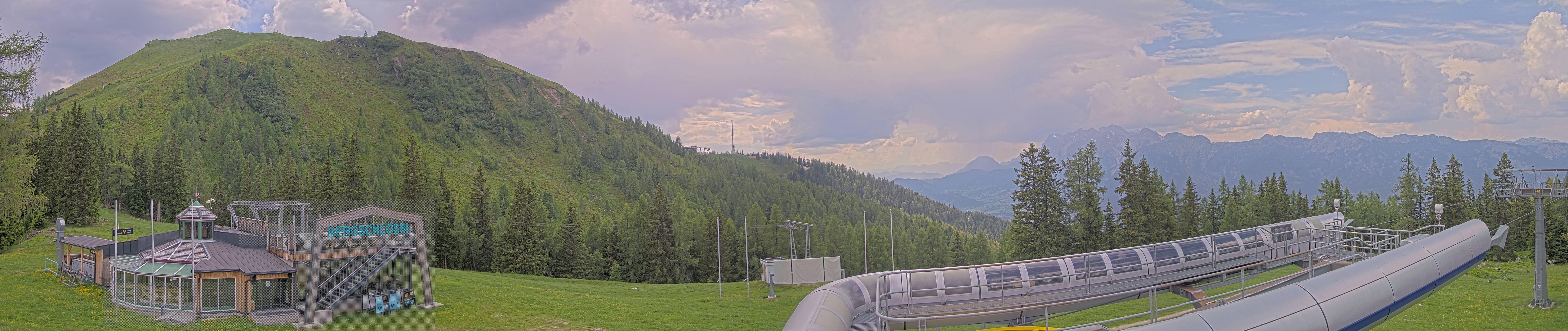 Archiv Foto Webcam Bergstation Höfi Express II (1821 m)