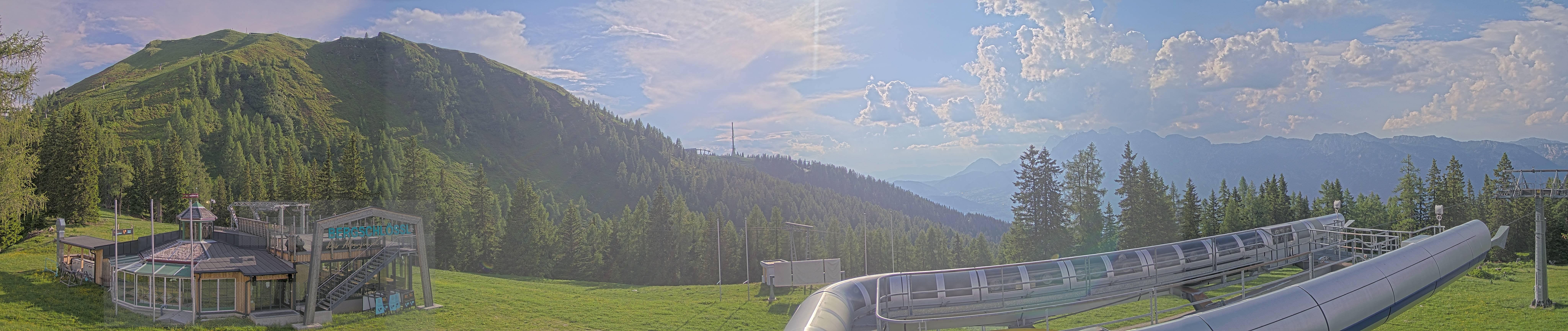 Archiv Foto Webcam Bergstation Höfi Express II (1821 m)