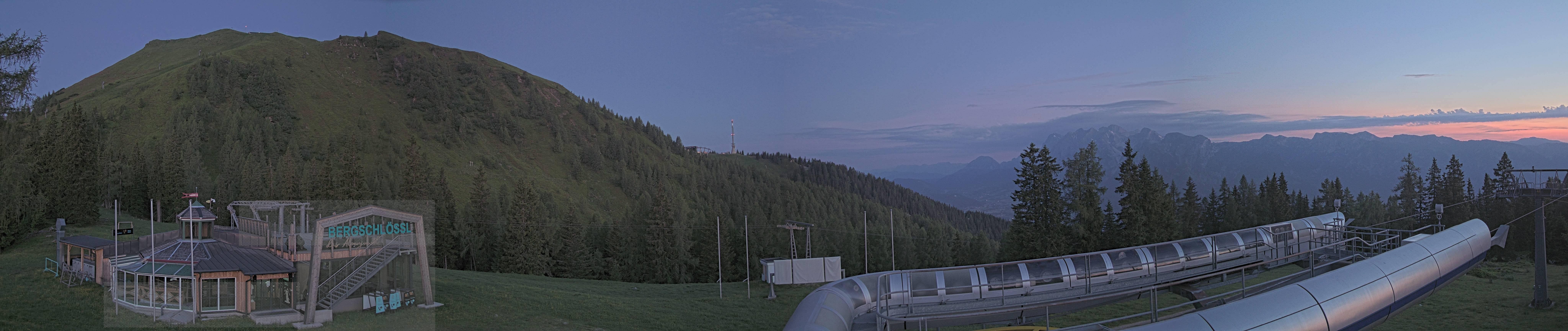 Archiv Foto Webcam Bergstation Höfi Express II (1821 m)