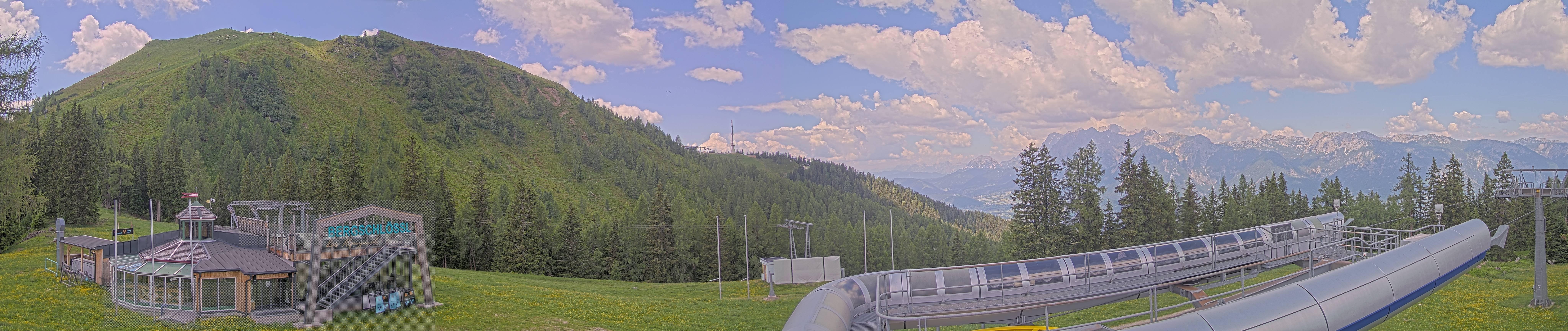 Archived image Webcam Top station Höfi Express II (1821 m)