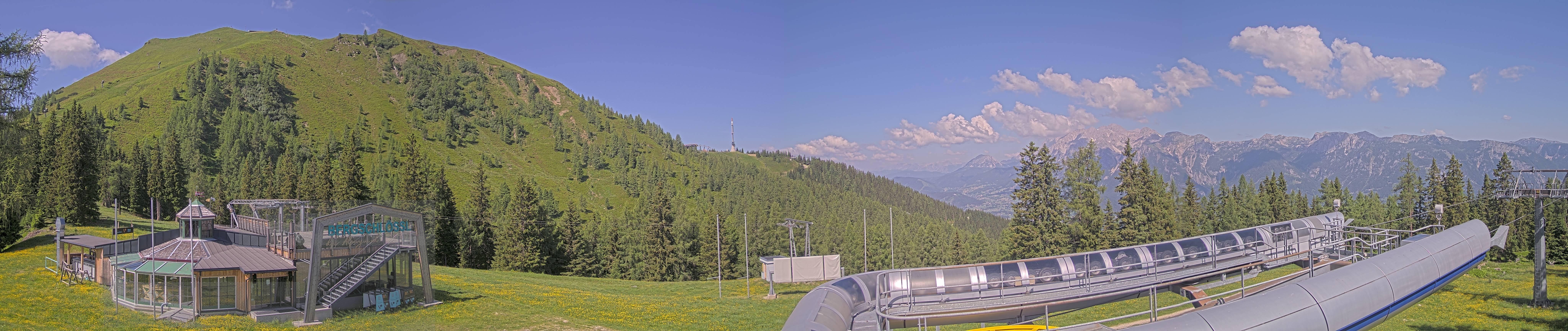 Archiv Foto Webcam Bergstation Höfi Express II (1821 m)