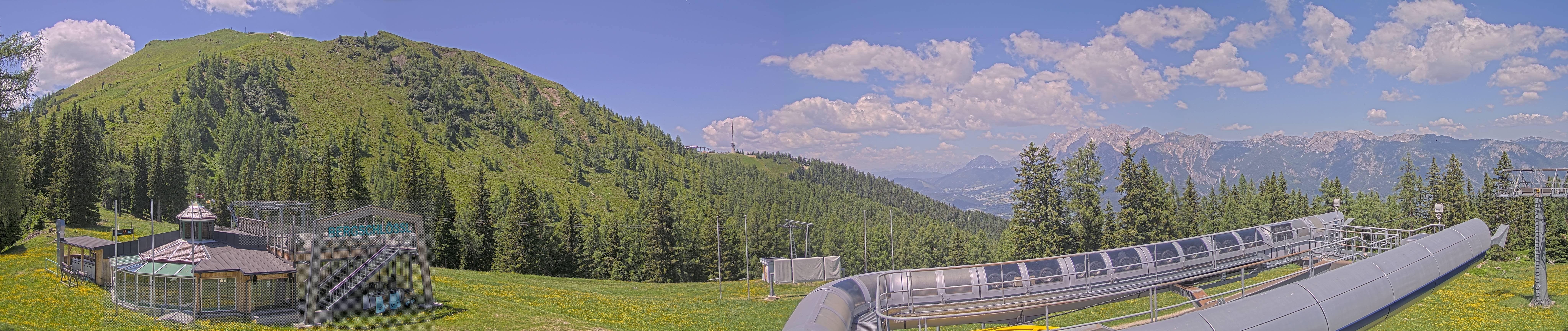 Archiv Foto Webcam Bergstation Höfi Express II (1821 m)