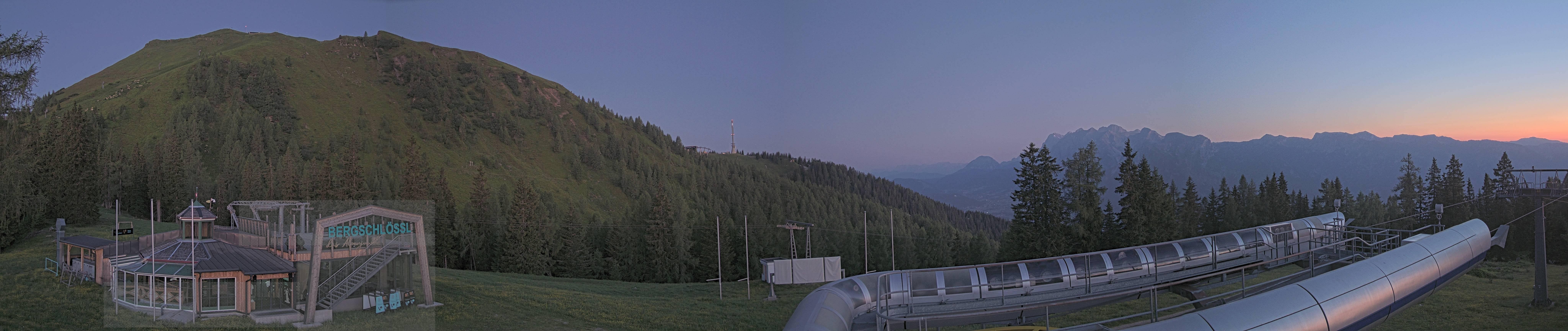 Archiv Foto Webcam Bergstation Höfi Express II (1821 m)