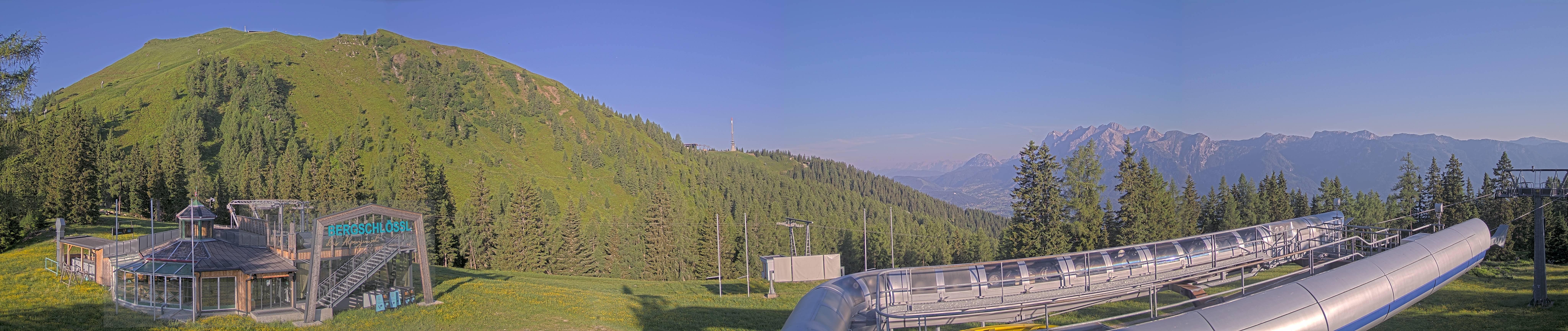Archiv Foto Webcam Bergstation Höfi Express II (1821 m)