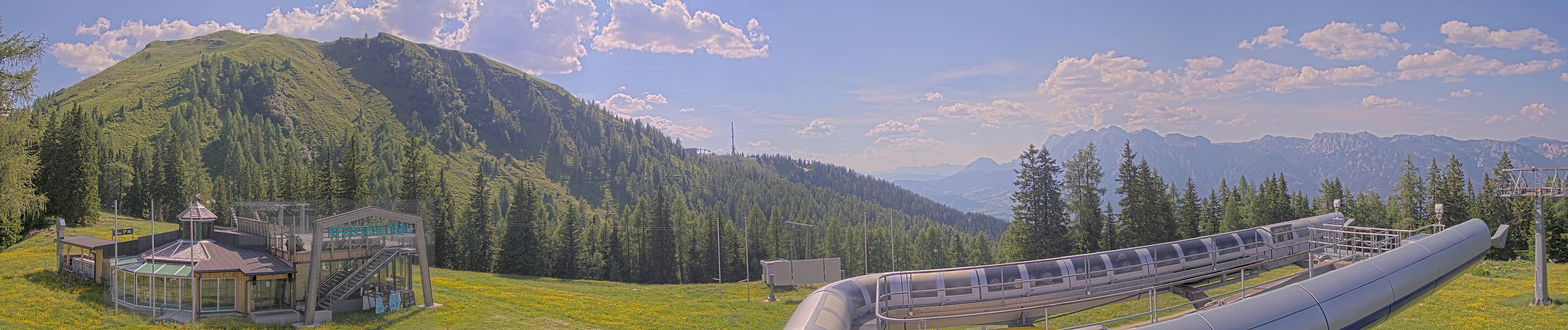 Archiv Foto Webcam Bergstation Höfi Express II (1821 m)