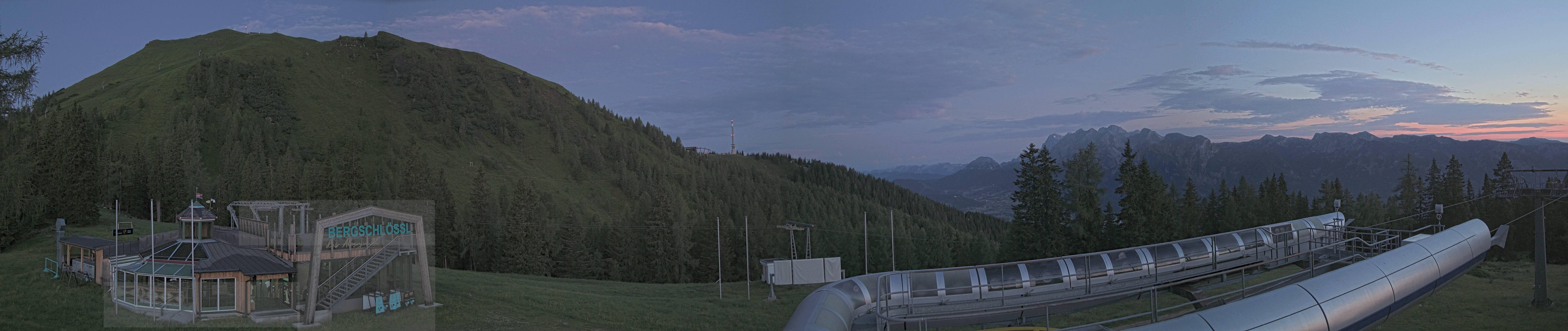 Archived image Webcam Top station Höfi Express II (1821 m)