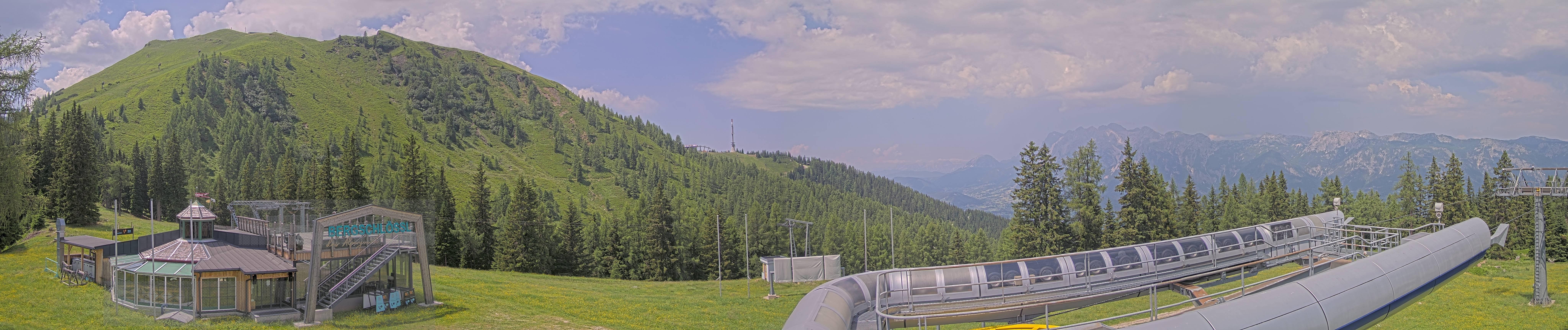 Archiv Foto Webcam Bergstation Höfi Express II (1821 m)