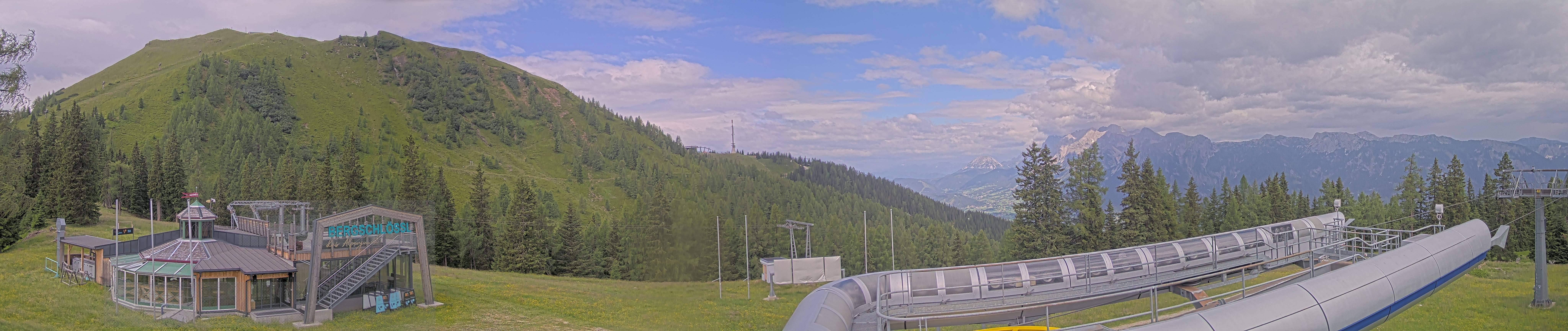 Archiv Foto Webcam Bergstation Höfi Express II (1821 m)