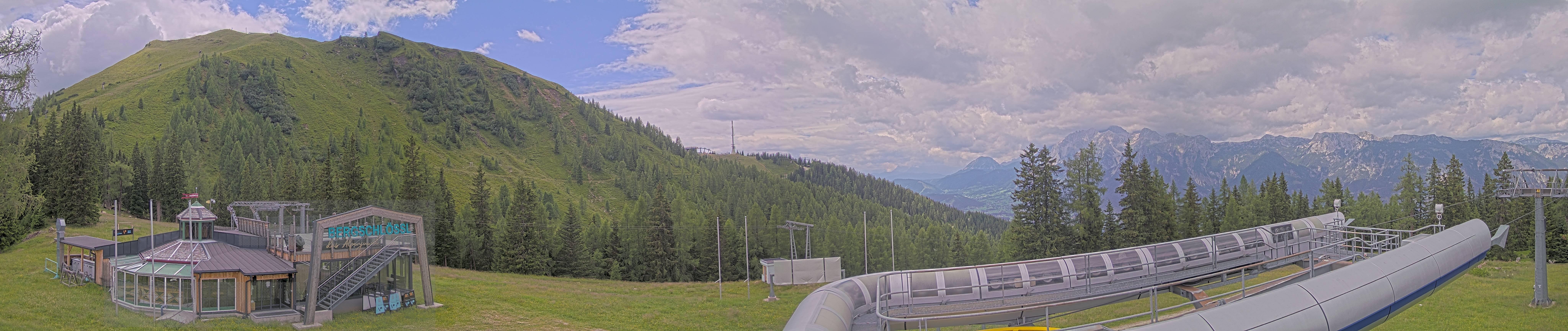 Archived image Webcam Top station Höfi Express II (1821 m)