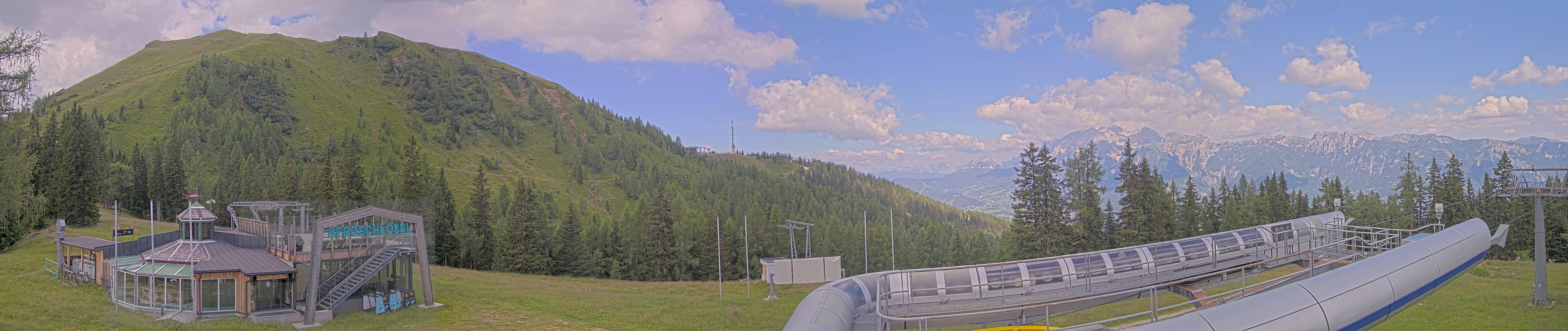 Archived image Webcam Top station Höfi Express II (1821 m)