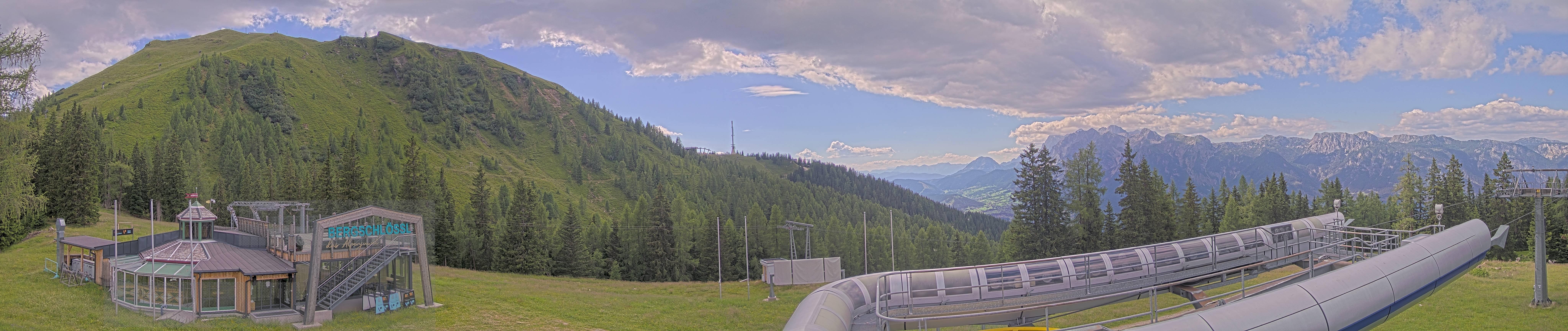 Archived image Webcam Top station Höfi Express II (1821 m)